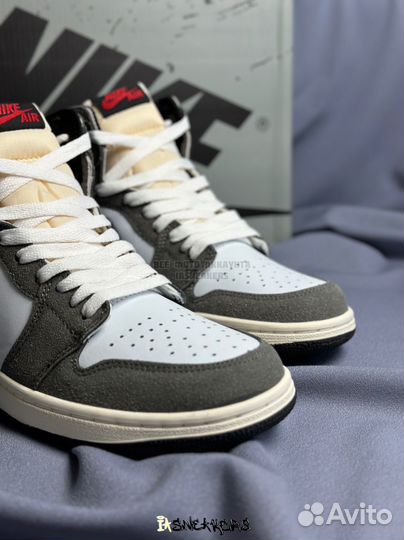 Кроссовки Nike Jordan Air Jordan 1 High серые