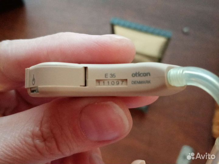 Слуховой аппарат oticon