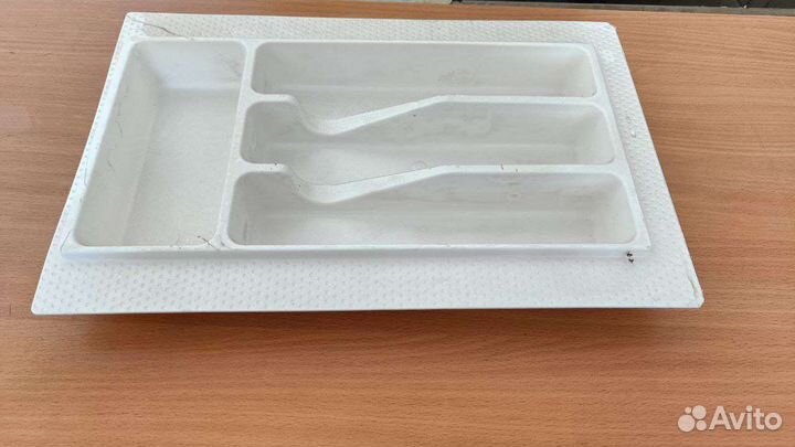 Лоток для столовых приборов