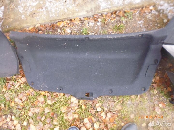 Hyundai Elantra 5 MD 2013г обшива багажника