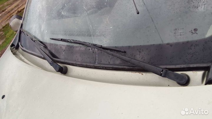 Поводки дворников Рено Логан 1