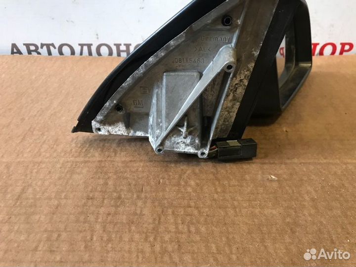 Зеркало боковое правое Opel Omega B 2002