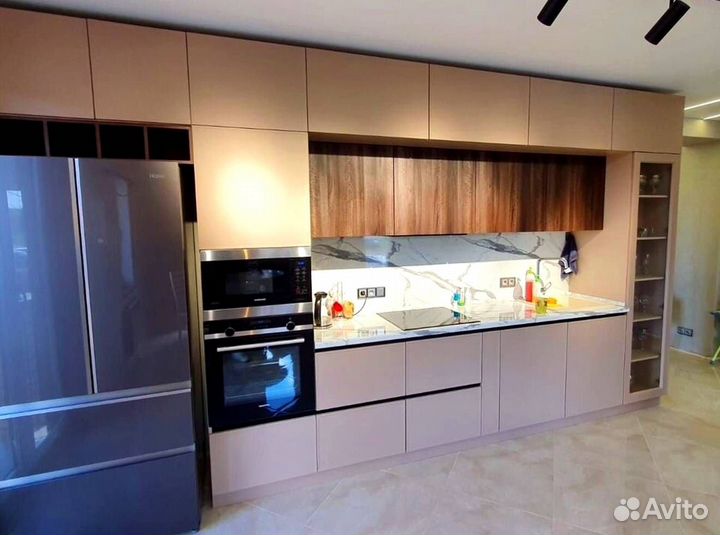 Кухонный гарнитур 