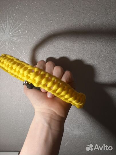 Ошейник для собак из паракорда