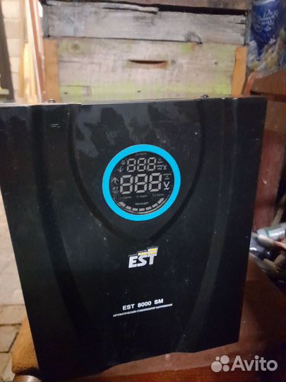 Стабилизатор напряжения