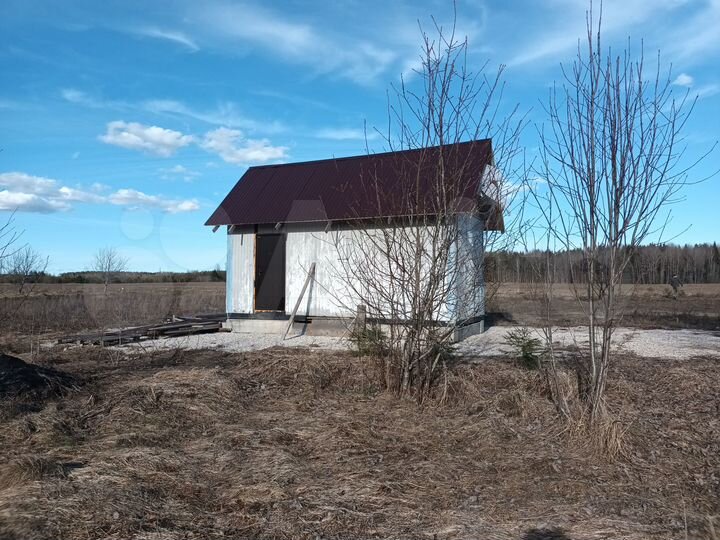 Дом 25 м² на участке 15 сот.