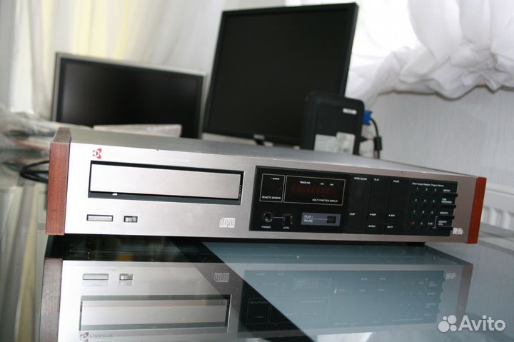 Проигрыватель CD Kyocera DA-610cx