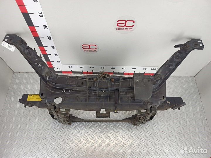 Панель передняя (телевизор) для Ford Fiesta 5