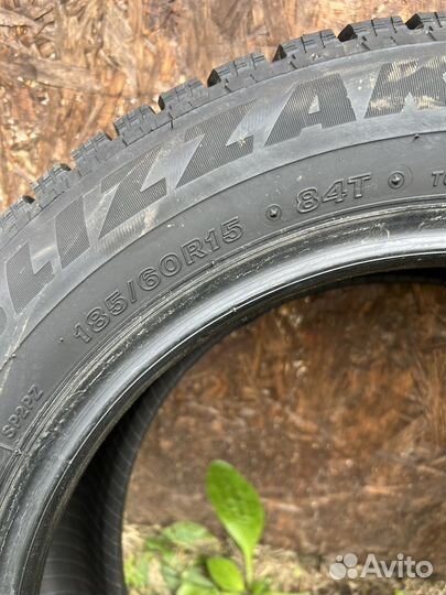 Bridgestone Blizzak Spike-02 185/60 R15 84T