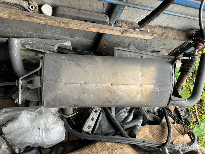 Глушитель hissan-infiniti 201001AR2A