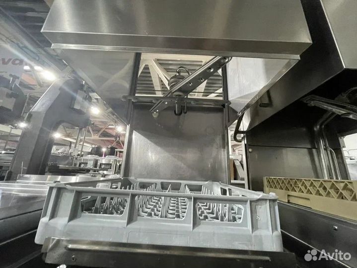 Машина посудомоечная купольная Kromo hood 110 DDE