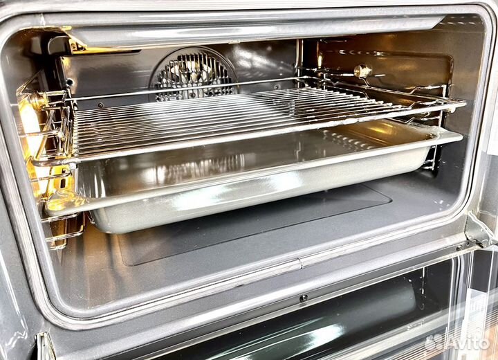 Компактный духовой шкаф Kuppersbusch Black Velvet