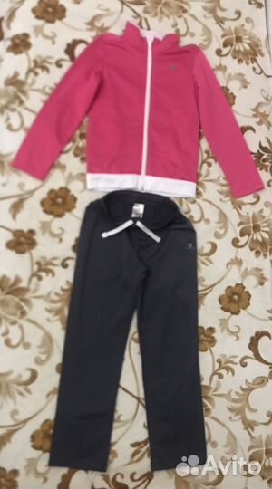 Спортивный костюм для девочки 125-132см