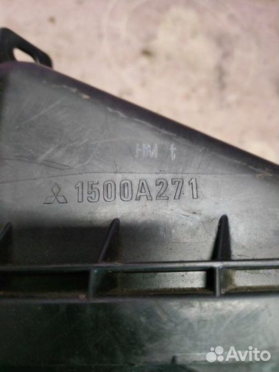 Корпус воздушного фильтра Mitsubishi Outlander Xl