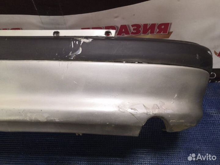 Бампер задний Toyota Avensis AT220 4A-FE 1999