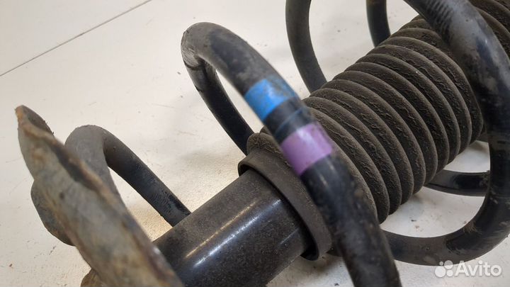 Амортизатор подвески Nissan Qashqai, 2011