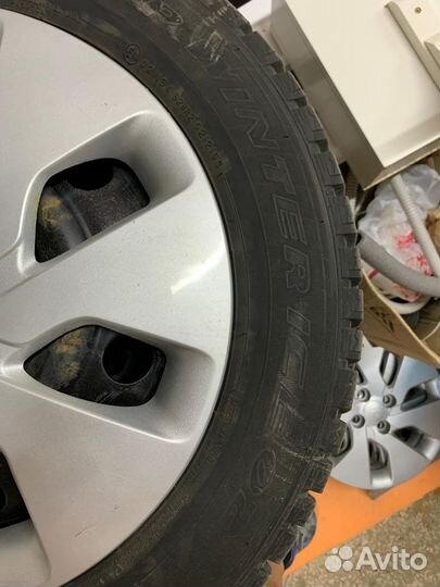 Dunlop SP Winter Ice 02 185/65 R15 92T