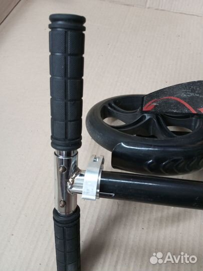 Самокат Scooter