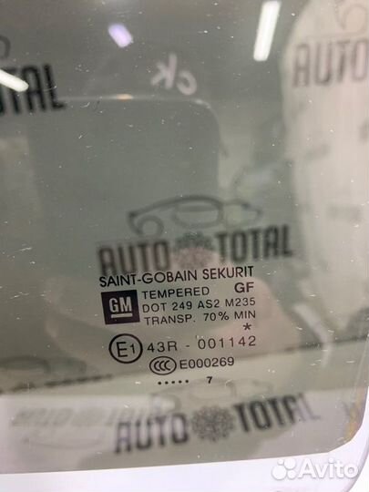 Стекло двери заднее левое Opel Corsa D Z12XEP 2007