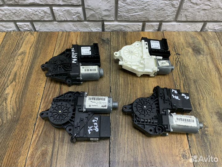 Volkswagen Golf 6 Моторчик стеклоподъемника