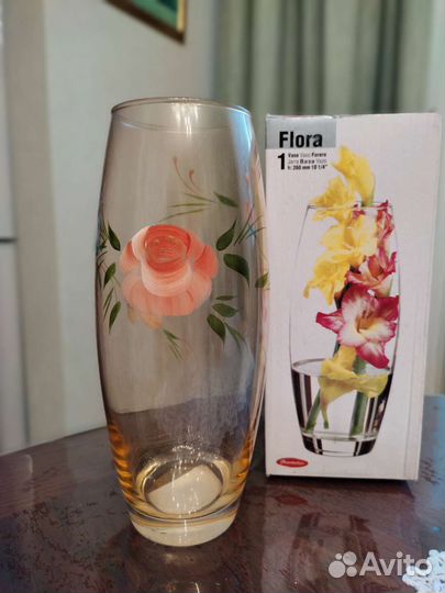 Ваза для цветов стекло
