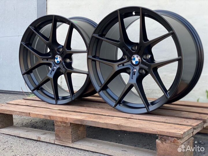 11P Диски литые разношир R18 5*120 MB на BMW