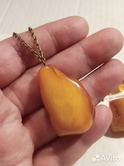Украшения из янтаря