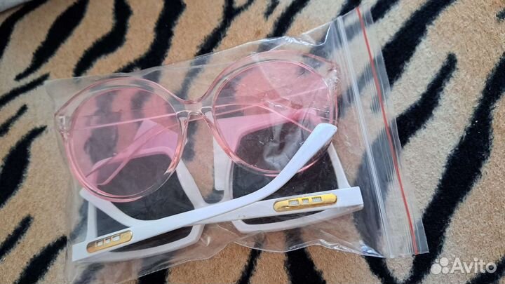 Солнцезащитные очки