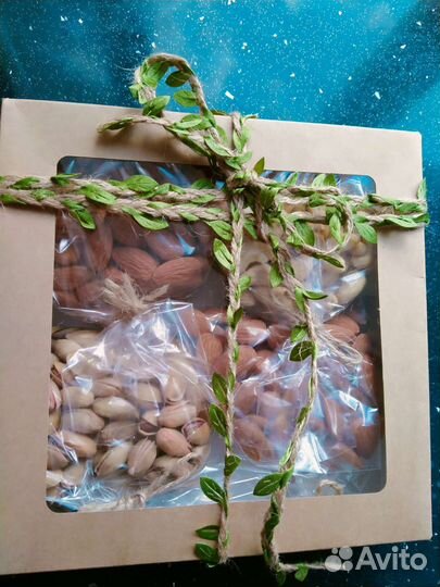 Подарочный набор орехов, орехи на подарок