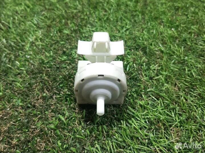 Датчик уровня воды прессостат Indesit/Ariston