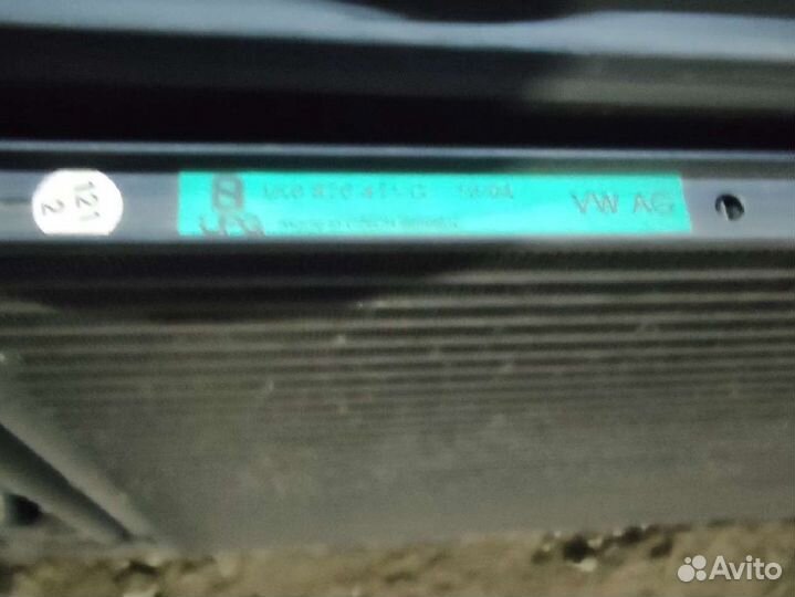 Радиатор кондиционера VW Jetta 5