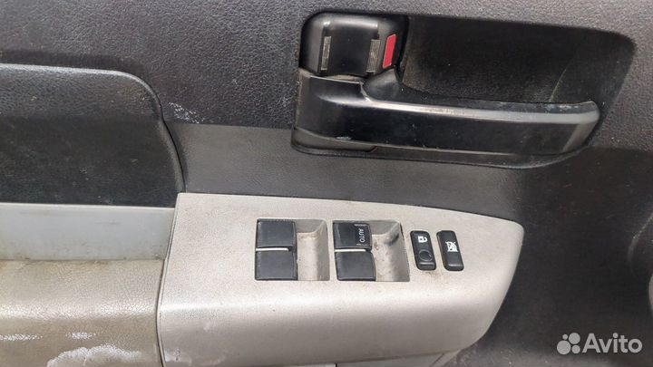 Стекло боковой двери Toyota Tundra, 2007