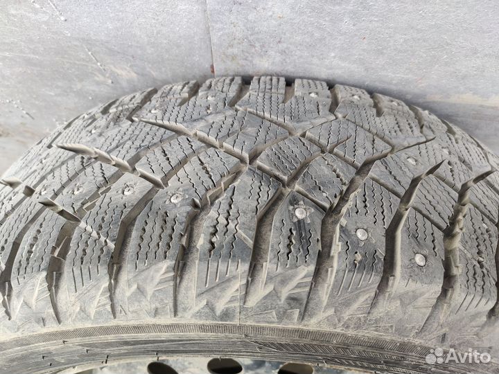 Nitto Therma Spike 195/65 R15