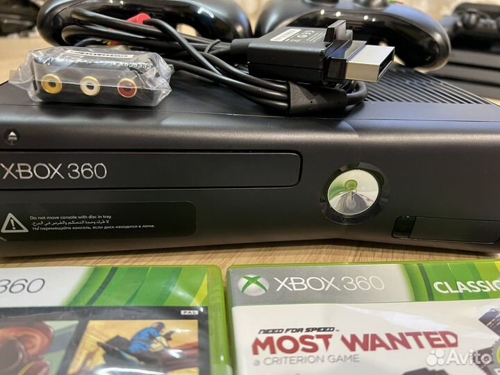 Xbox 360 прошитый freeboot (почти не пользовались)
