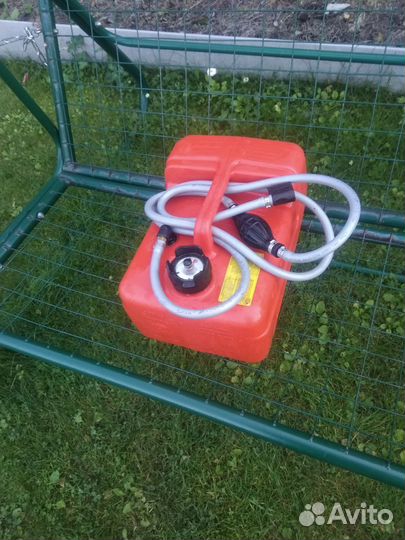 Топливный бак для лодочного мотора