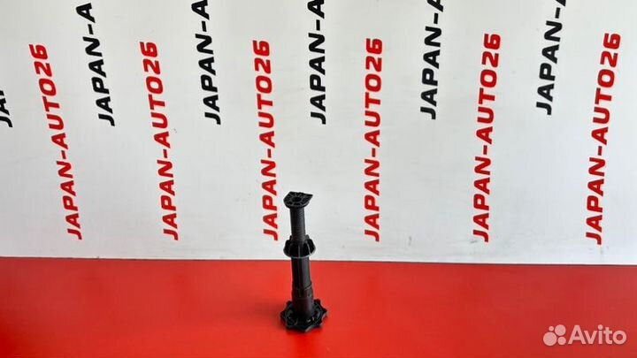 Кронштейн крепления запасного колеса Audi A6 С6