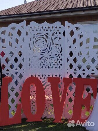 Фотозона и буквы на свадьбу