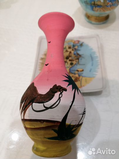 Маленькие вазочки и маленькая тарелочка