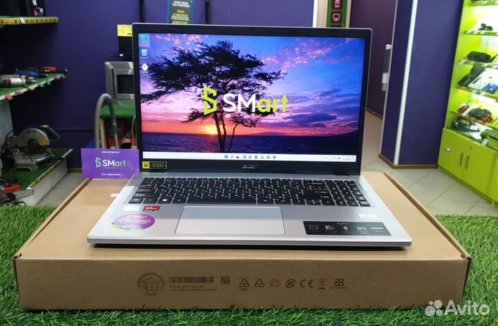 Ноутбук 15.6