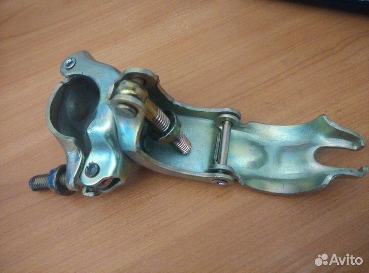 Хомуты неповоротные для строительных лесов