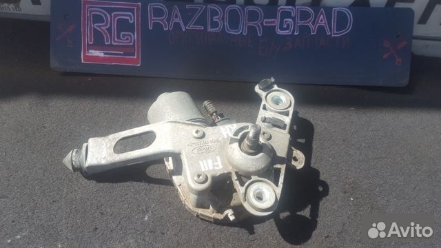 Мотор дворников правый Ford Focus 3