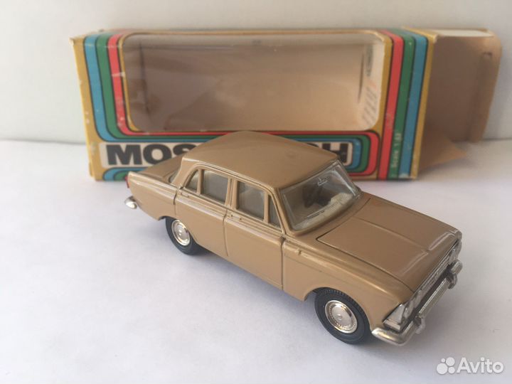Модель Москвич 408 ми 1/43 в коробке