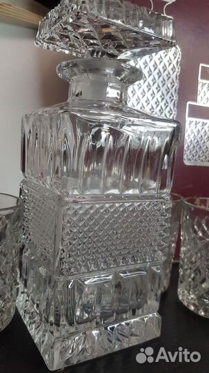 Графин и стаканы