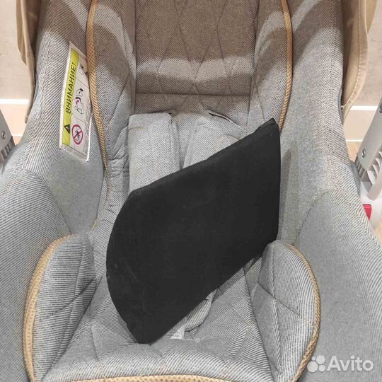 Продам кресло автолюльку