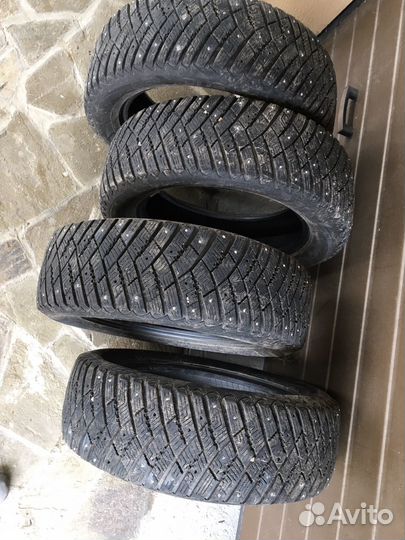 Goodyear UltraGrip SUV+ 225/60 R18