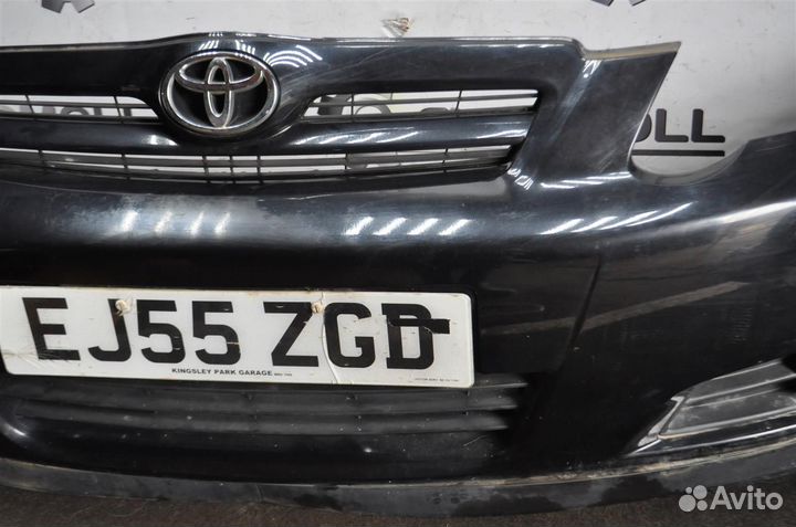 Бампер передний toyota corolla ZZE121