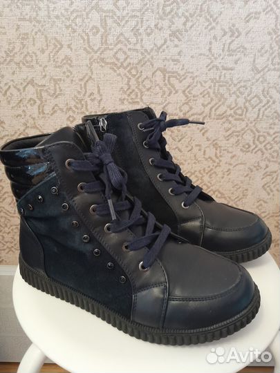Ботинки 37р. Нат кожа отличное состояние