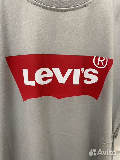 Футболка Levis