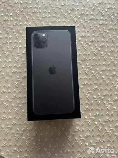 Коробка от iPhone 11 pro max