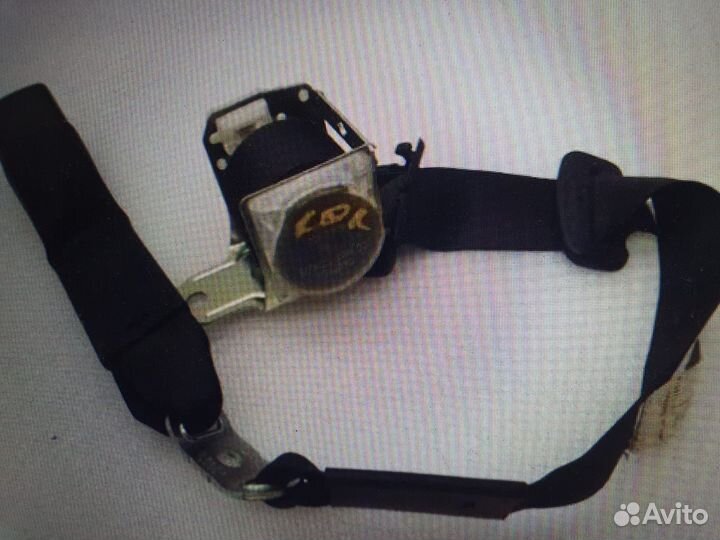 Ремень безопасности задний toyota camry V50 (2011)